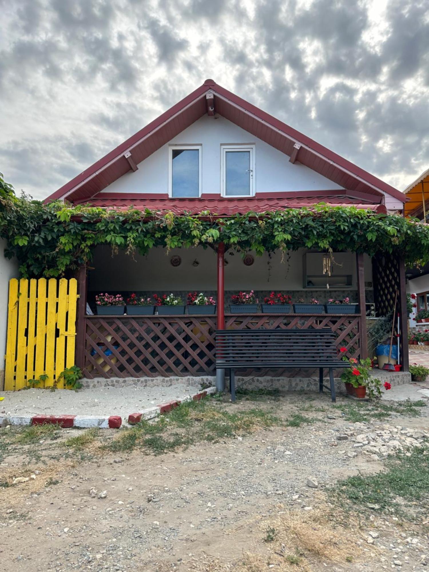 Casa Cu Flori Corbu Hotel Corbu  Kültér fotó