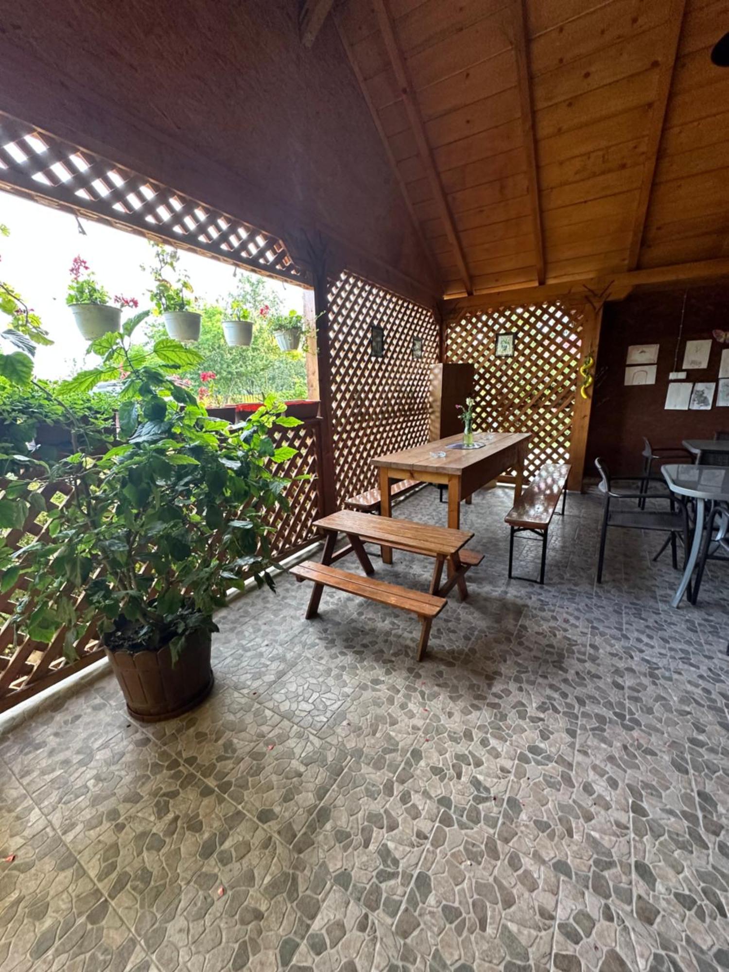 Casa Cu Flori Corbu Hotel Corbu  Kültér fotó