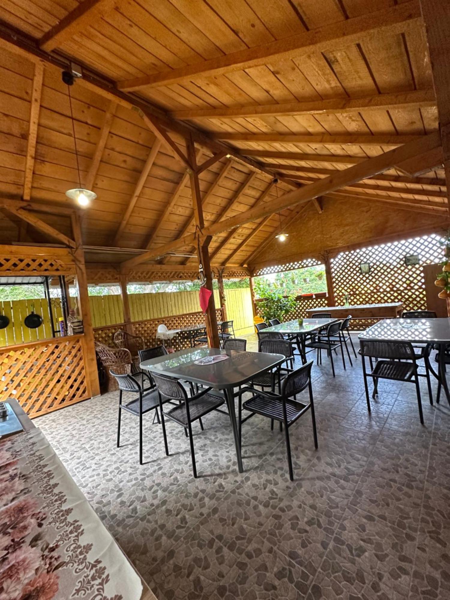 Casa Cu Flori Corbu Hotel Corbu  Kültér fotó