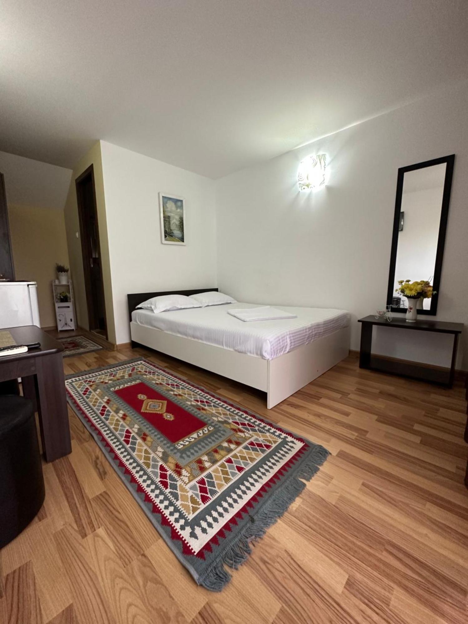 Casa Cu Flori Corbu Hotel Corbu  Kültér fotó
